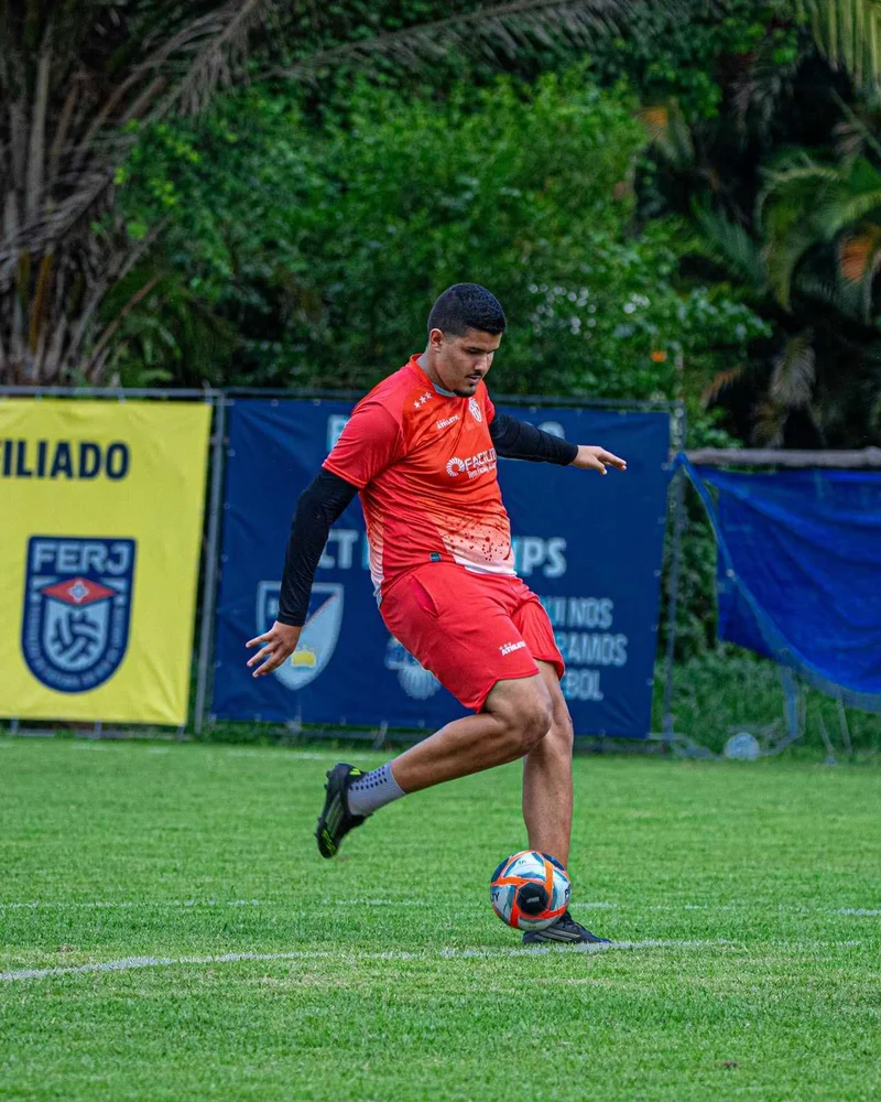 Robert Ezequiel